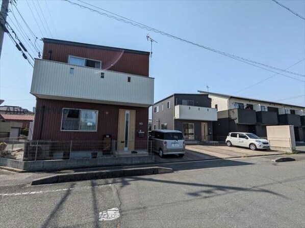 タウンハイツ豊岡　壱番館　弐番館　参番館の物件外観写真